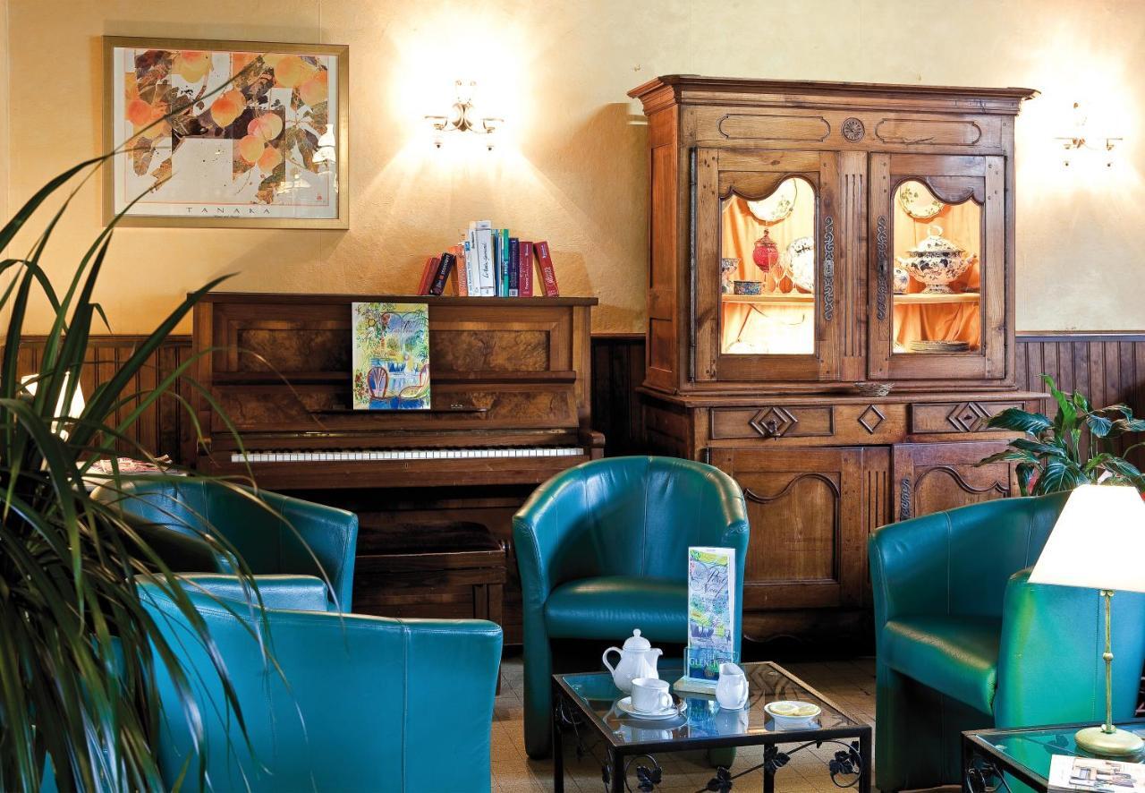 Logis Hotel Du Pont Neuf Le Veurdre Eksteriør billede